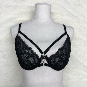 NWOT bluebella wired bra strappy sheer sexy black lace lingerie